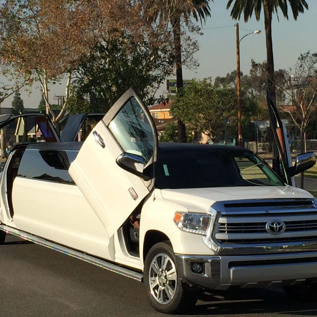 Toyota Tundra Stretch Limousine “Tundrasine”