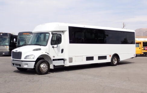 Freightliner Party Bus white #3891
